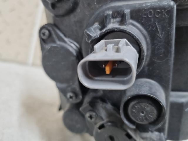 2019 KIA The New Sorento Left LED Fog Light 92201C5600 - Picture 6 of 6