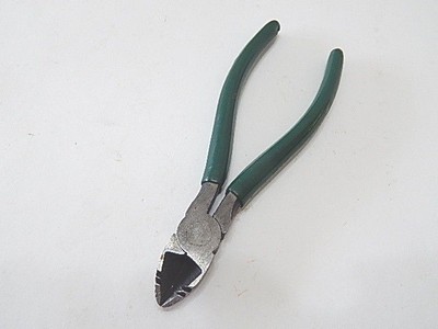PRO AMERICA 5004SH 6 INCH DIAGONAL PLIERS WITH STRIPPER NOTCHES MADE IN USA