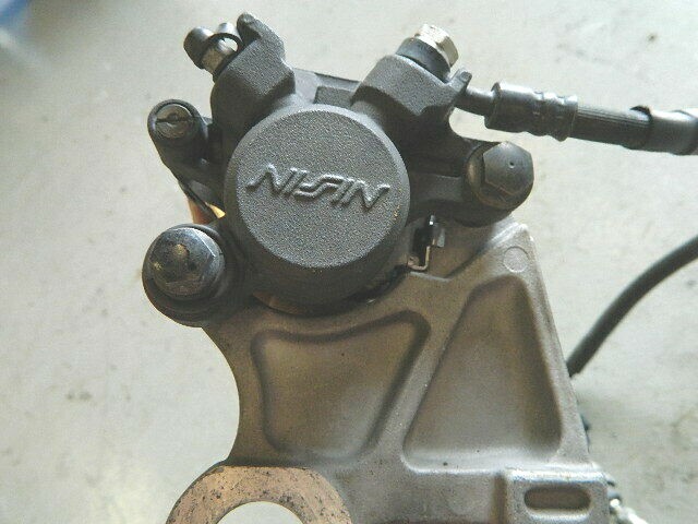 08 12 16 YZFR6 YZF R6 Rear Brake Caliper Bracket Master Cylinder Mount 2012 — photo 3 of 3