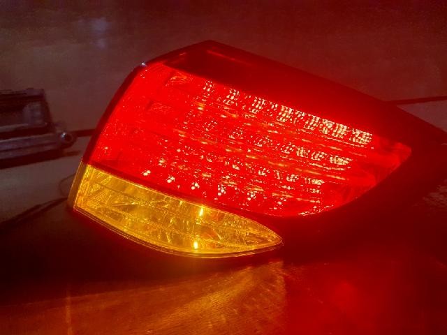 2014 Hyundai i40 Rear,Right LED TailLight 92402-3Z000 - Picture 2 of 6