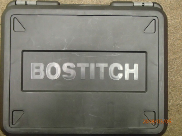Bostitch BTE100 3/8-Inch Drill w/Case