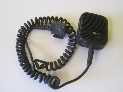 M/A-COM KRY 101 1617/33 R8A GB SPEAKER MICROPHONE MIC HANDHELD HI LOW SWITCH