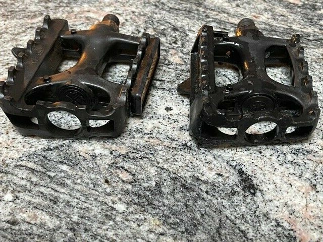 【レア・飛び道具】Napalm Pedals ball レア・飛び道具】Napalm Pedals Snowball