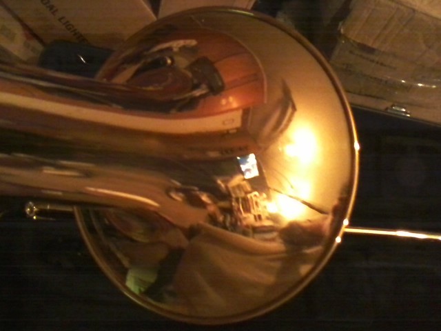 YAMAHA STUDENT TROMBONE MODEL YSL354 GOOD PLAYER & LOOKS GOOD!