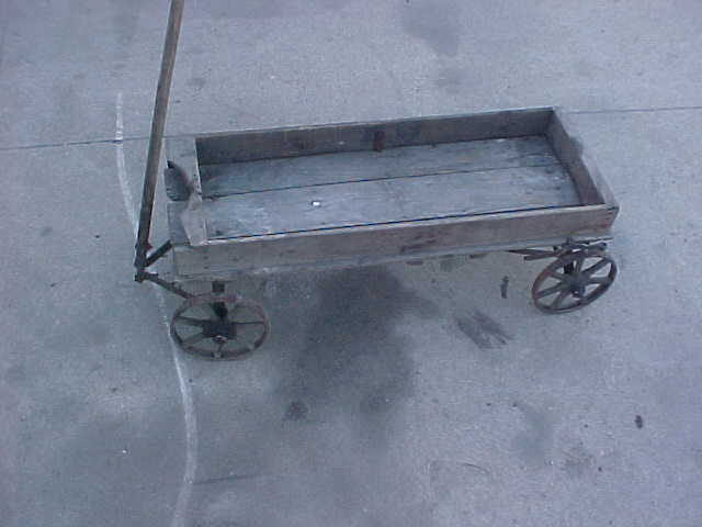 VINTAGE Patent date 1906 HONT WOOD COASTER WAGON NEWSPAPER HARVARD ILL ILLINOIS