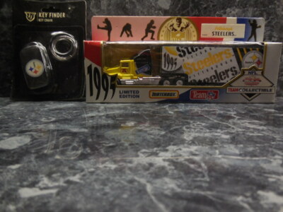 1  1995 pittsburgh steelers matchbox white rose team truck /1 key chain finder