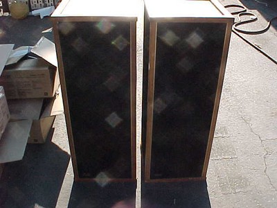 VINTAGE PAIR OF EPPICURE 400 PLUS SPEAKERS WITH ORIGINAL BROCHER SOLID WALNUT