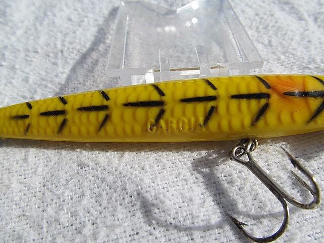 ABU GARCIA Torpedo Style Topwater Fishing Lure