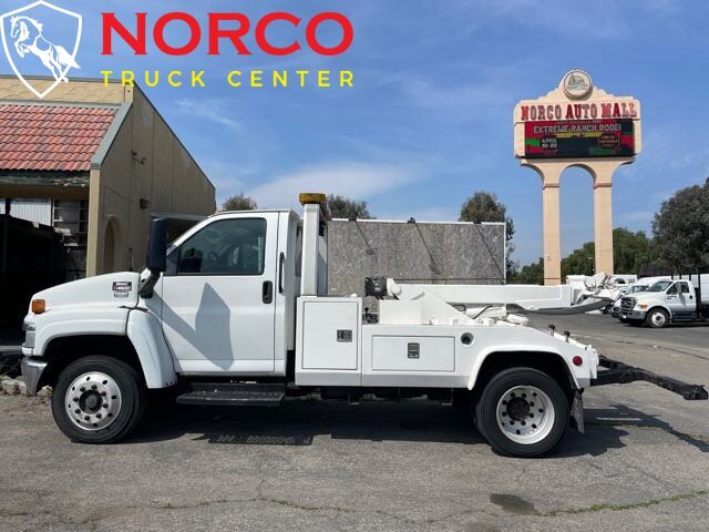 2006 GMC C5500 Regular Cab Tow Truck Diesel  115286 Miles WHITE