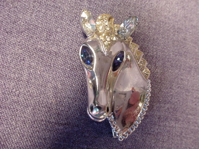 RARE 1943 CORO STERLING HORSE HEAD CHATELAINE & PIN / BROOCH SET