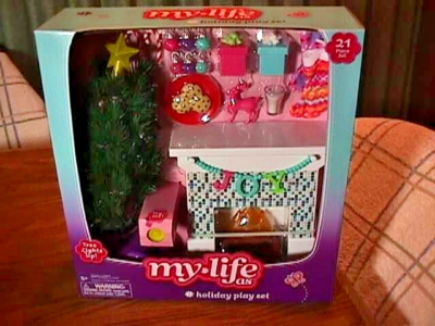 NWT MY LIFE HOLIDAY PLAY SET CHRISTMAS TREE LIGHTS UP FOR 18