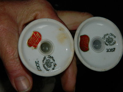 vintage Lefton Cardinal Holly Christmas Salt & Pepper shakers #1067