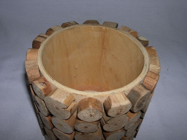 WOOD & TREE BRANCH PIECES TOILET PAPER HOLDER