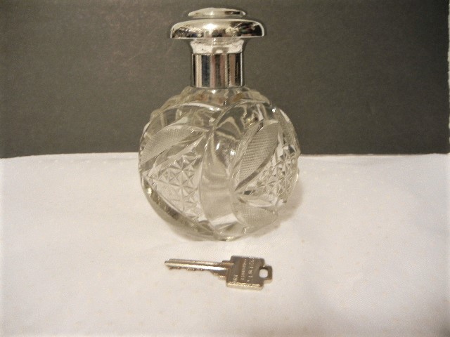 ANTIQUE ENGLISH STERLING SILVER & CUT CRYSTAL GLASS PERFUME BOTTLE circa 1924