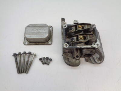 レメゲトン Cylinder head valve cover #2 Briggs Stratton 44S877 24HP