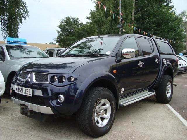 Mitsubishi l200 2009