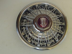 Ford wire spoke hubcaps #5
