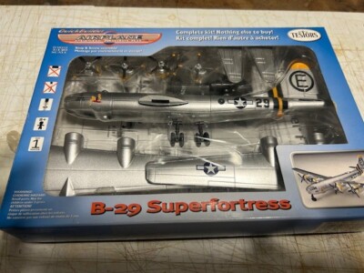 Testors B-29 Superfortress (Dina'Might)...MINT...1/130...Kit 89004...Die Cast