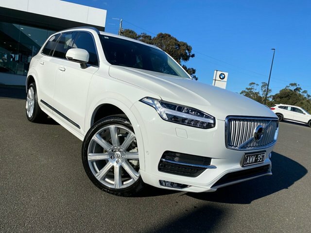 Volvo xc90 white