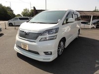 Toyota Vellfire 240Z PLATINUM SELECTION 2 BIMTA CERT Petrol Automatic