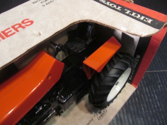Ertl Toys Allis Chalmers 7045 Tractor 1/16 Diecast #1209 Blueprint Replica
