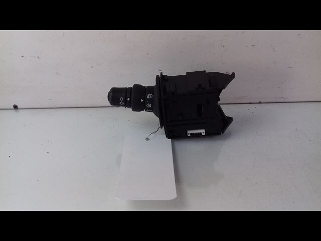 Commande Renault ScÃNic Ii (Jm0-1_) 1.6 (Jm0c, Jm0j, Jm1b) (2003-2006) 5 Porte