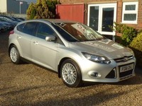FORD FOCUS 1.6 Zetec **FULL SERVICE HISTORY** **12 MONTHS WARRANTY** **12