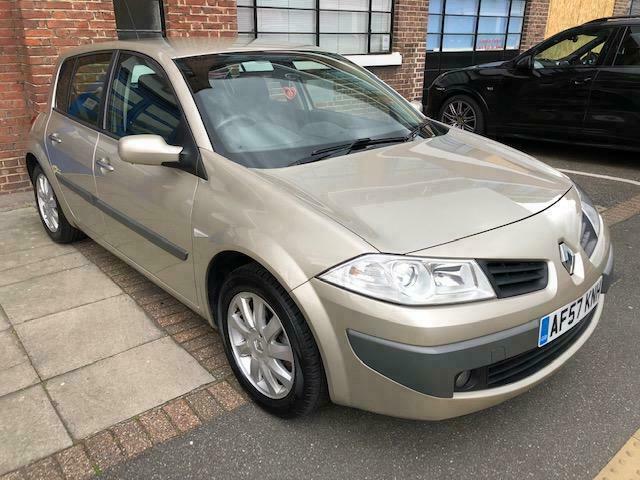 Renault Megane Vvt 1 6 Dynamique