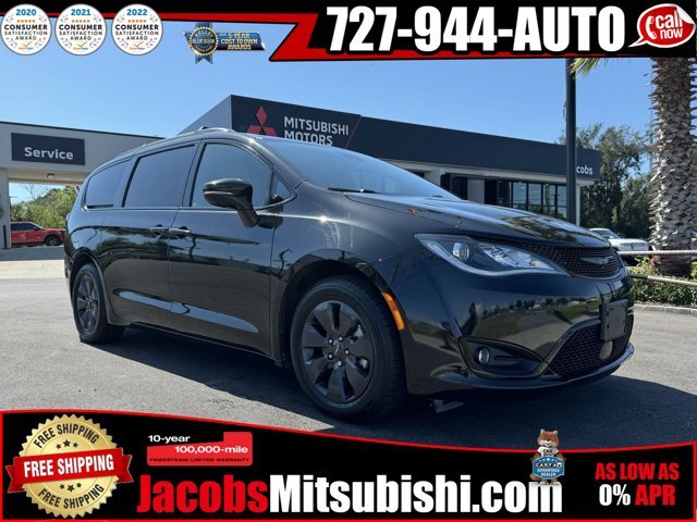 2020 Chrysler Pacifica Hybrid Red S