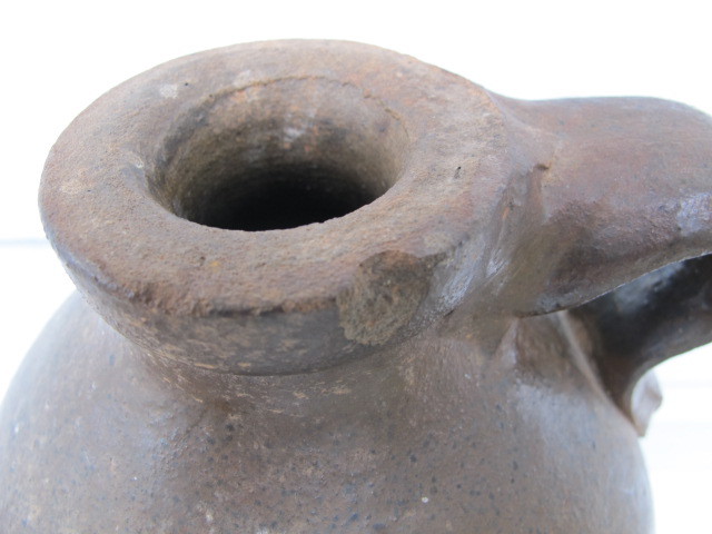 ROCK MILLS BACON LEVEL, ALABAMA 1 GALLON STONEWARE JUG UNUSUAL HANDLE