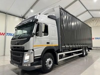 Volvo FM 330 6x2 Rear Lift Sleeper Cab Curtainsider