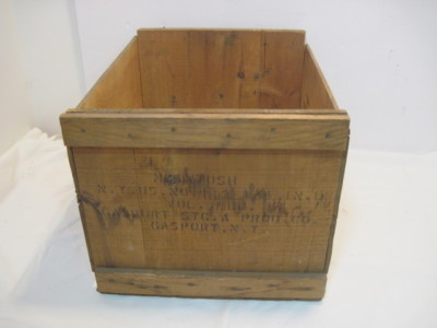 VINTAGE WOODEN 3 SLATTED APPLE FRUIT CRATES RUSTIC OLD BUSHEL BOX SHABBY CHIC /"/"