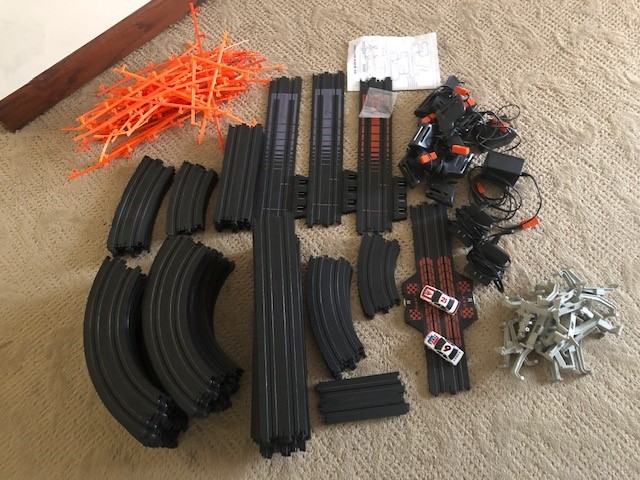 AFX TOMY 4 COMPLETE HO SERIES SLOT CAR TRACK SETS 2 CARS BIG BLOCK BATTLERS