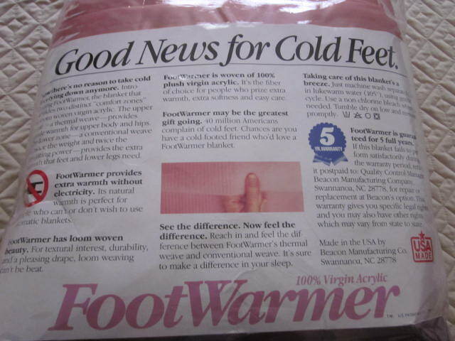 VINTAGE BEACON FOOTWARMER VIRGIN ACRYLIC PINK TWIN BLANKET MADE IN USA NIP
