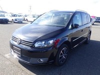 2014 Volkswagen Touran 1.4 TSI SE 5dr DSG MPV Petrol Automatic