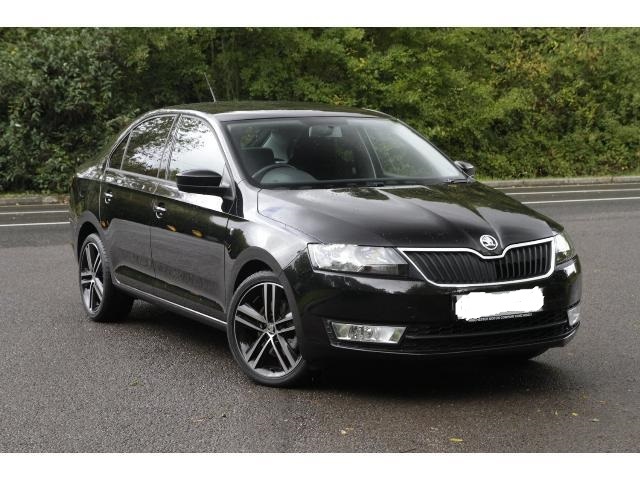 Skoda rapid black edition