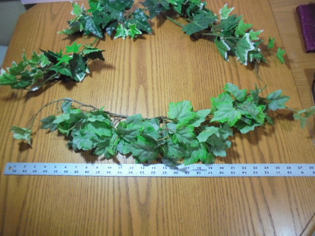 LOT 2 VINES COLLEGE IVY GRAPE SILK FLORAL DECOR GREEN WHITE CRAFTING GRAPE LEAF