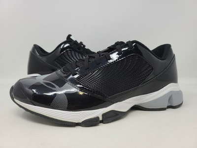 

Мужские бейсбольные кроссовки Under Armour Yard, черные, 4,5 D(M) США, Черный