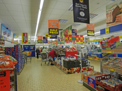 Photo 6x4 Lidl, Barton Upon Humber Barton-Upon-Humber Interior view of [[ c2009