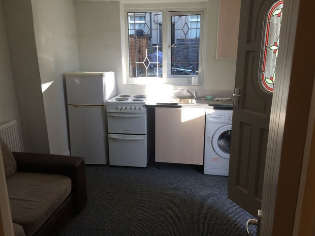 STUDIO FLAT FOR RENT (SMALL STUDIO) | in Croydon, London | Gumtree