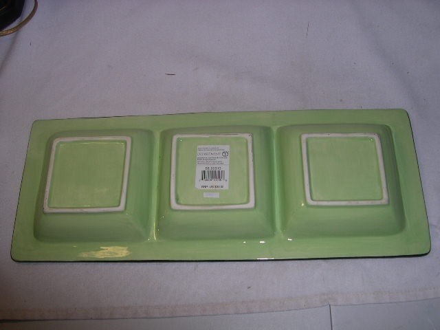 DEPT. 56   HALLOWEEN SKELETON PEOPLE 3-SECTION  RELISH DISH ~~ 2007  NWT