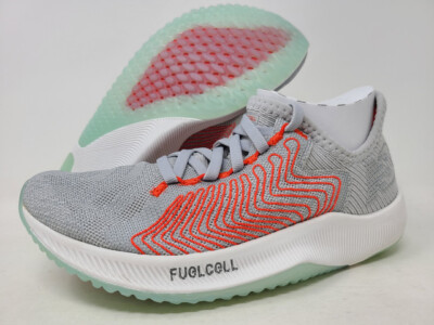 

Женские кроссовки New Balance FuelCell Rebel, серый/оранжевый, 5 B(M) США, Grey/orange