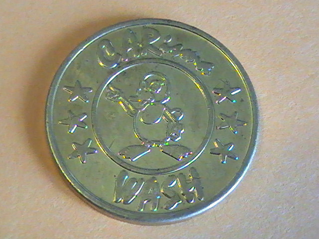 TOKEN CAR WASH TOKEN: CARisma CAR WASH / FREE VACUUM / 22mm BRASS