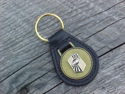 1930s Nash Crest NOS Leather Key Fob Antique Gold Medallion Unique High Quality