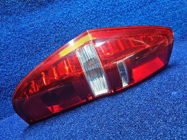 2012 Hyundai H-1 Grand Starex Rear,Left TailLight - Picture 1 of 6
