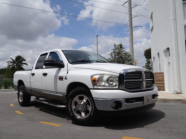 Owner 2009 Dodge Ram 2500 HD * CUMMINS TURBO DIESEL * BIG HORN HEAVY DUTY  LOW MILES