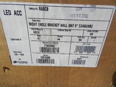 NEW NIB COOPER RABCB 8'' RIGHT ANGLE WALL BRACKET
