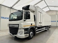 DAF CF 330 6x2 Sleeper Cab Fridge Box