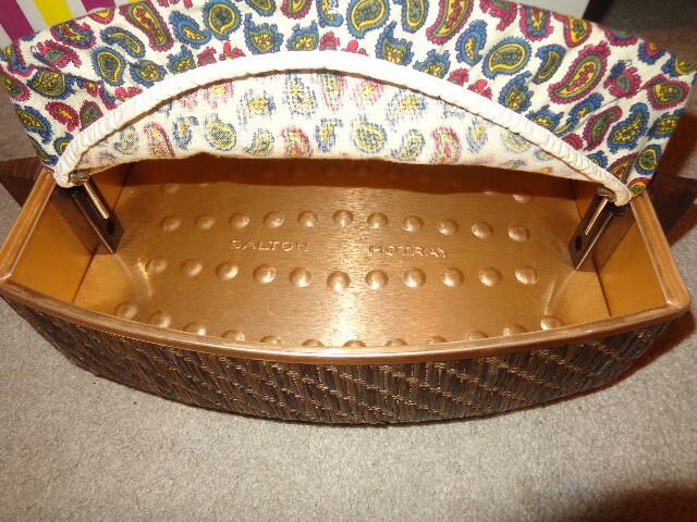 Vintage 1969 SALTON Hotray WB-5 Electric BUN WARMER Paisley Cover Original Box!!