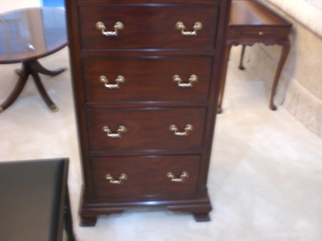 Henkel Harris Mahogany Lingerie Chest 174-Finish 29